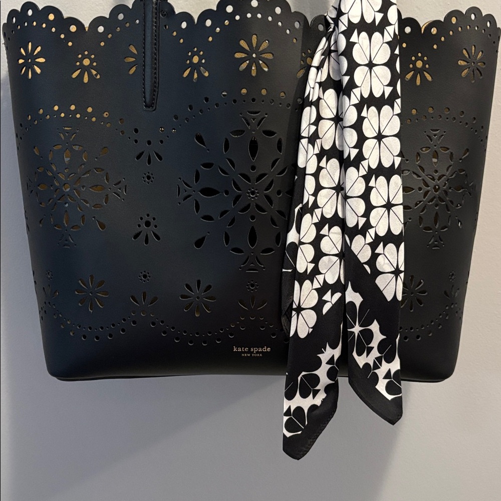 Kate Spade do it all tote - Picture 9 of 15